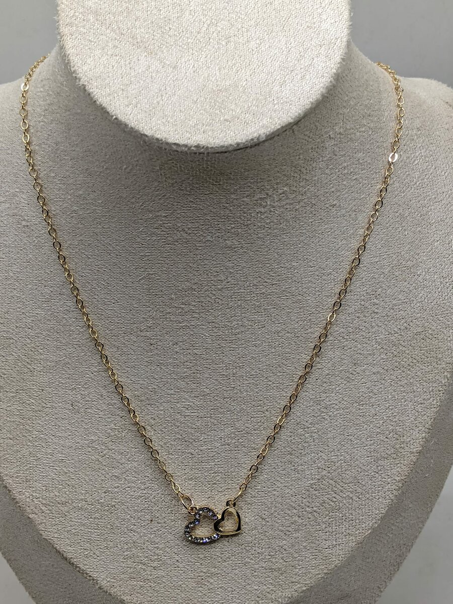 chaîne avec pendentif