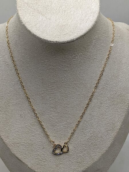 chaîne avec pendentif