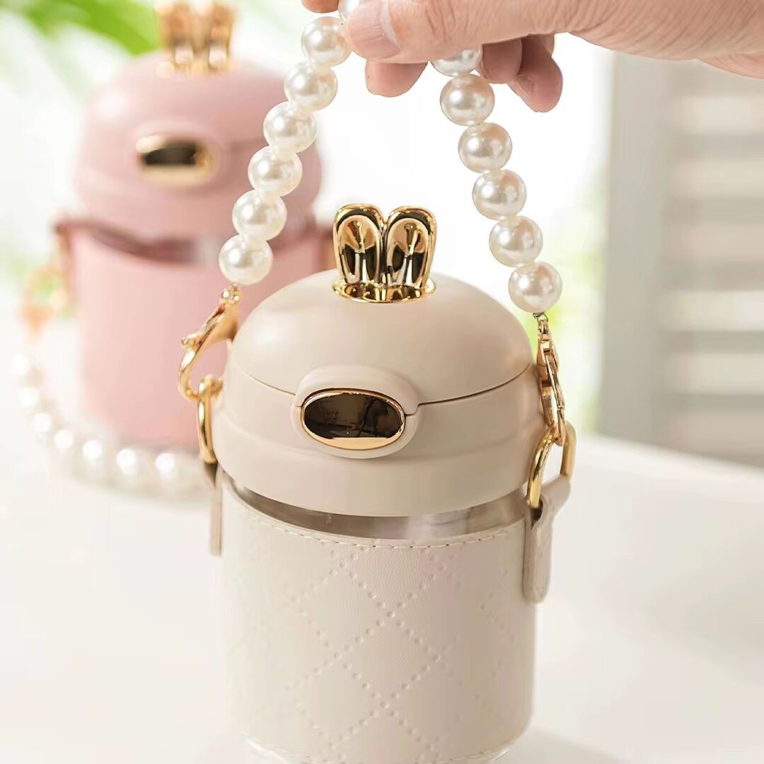 Gobelet de luxe perlé