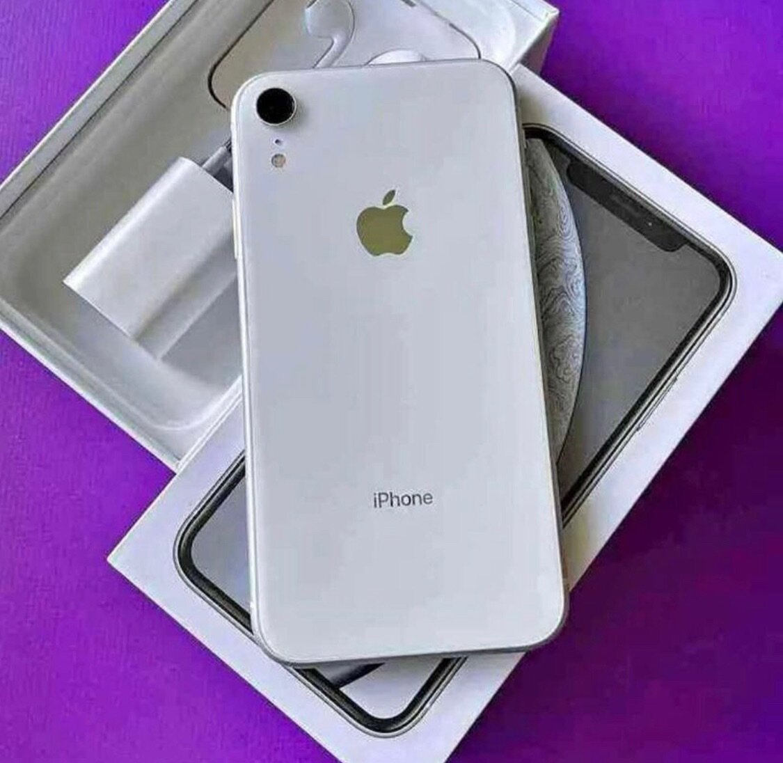 iPhone XR