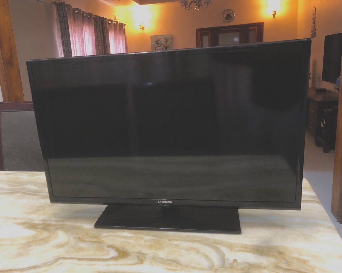 32 inch Samsung TV