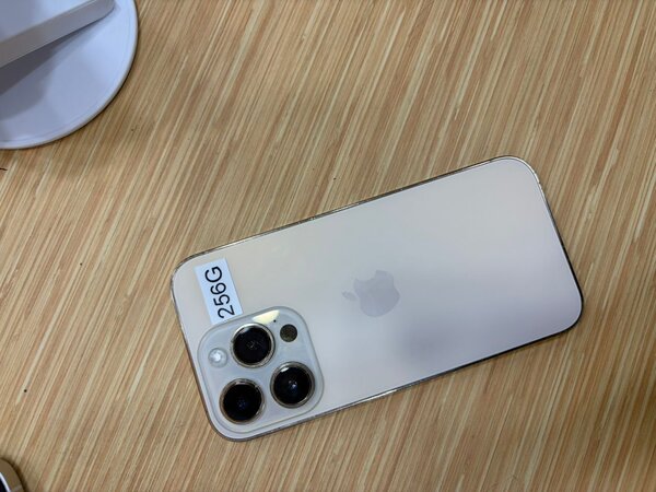 iphone 14 pro 256Go Message