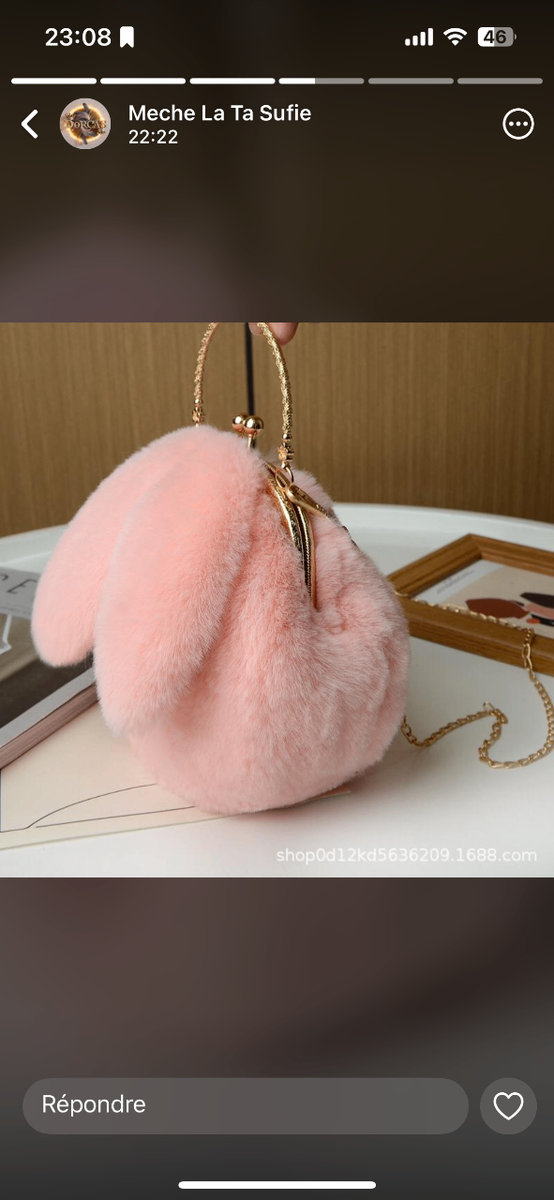 Sac à main boule en fausse fourrure