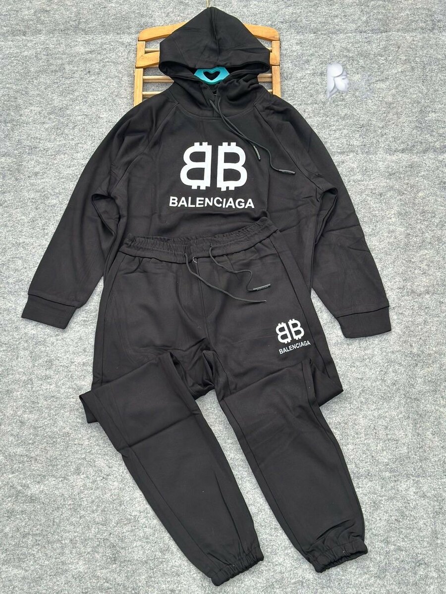 Ensemble de survêtement Balenciaga