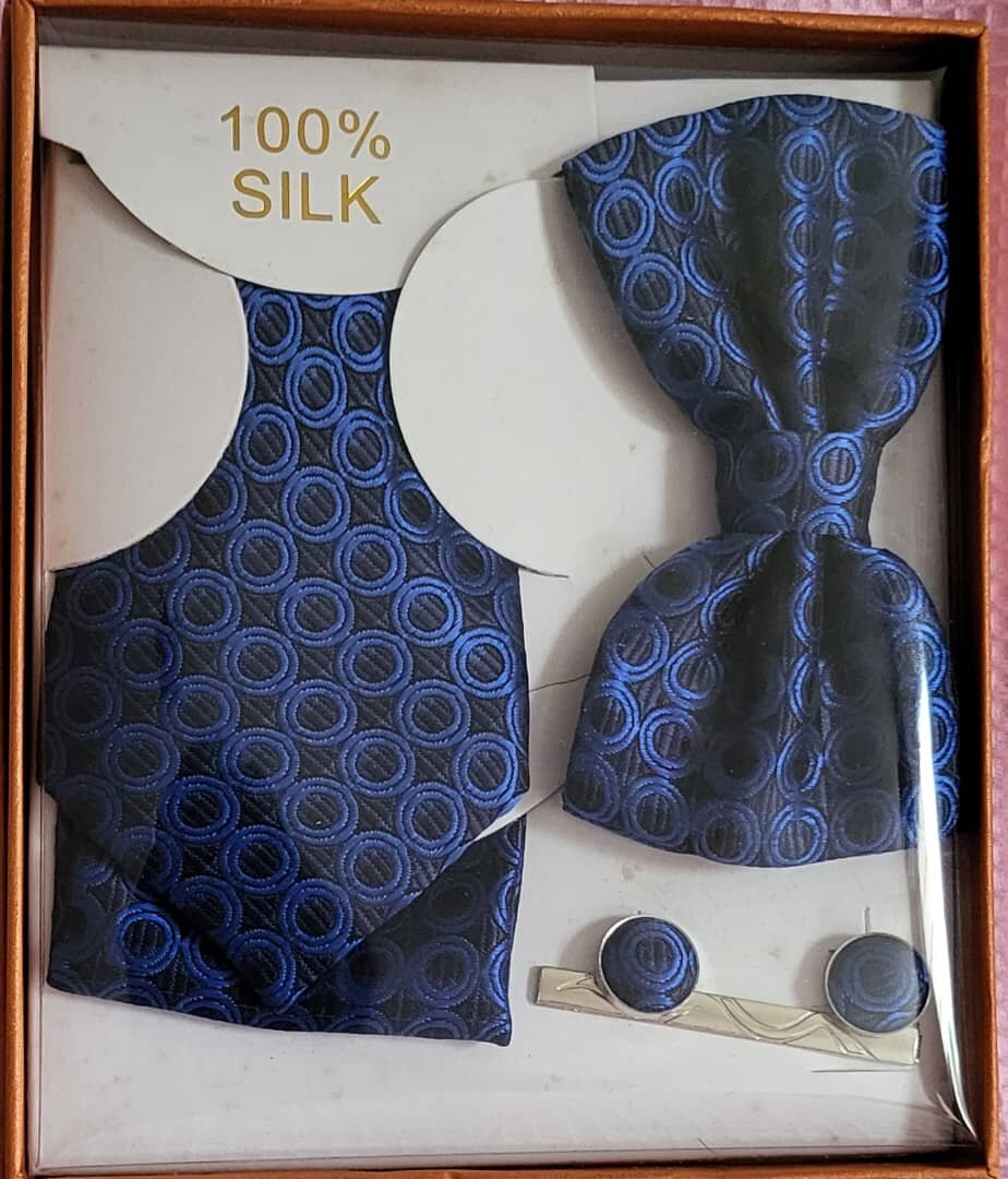 Cravates Nœud  pochette