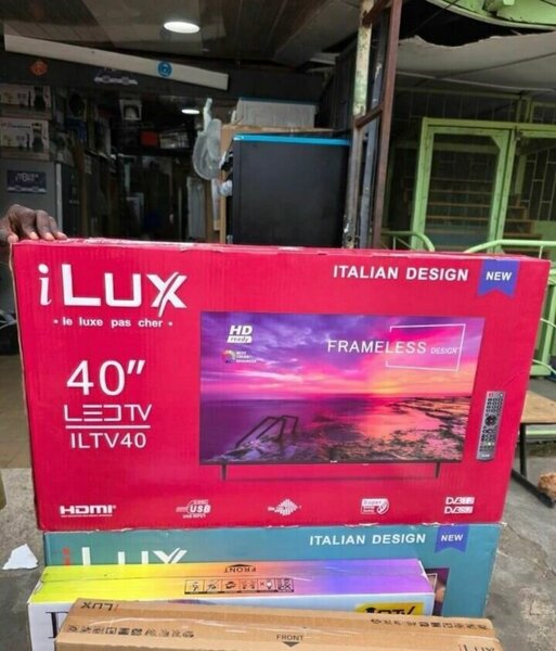 iLUX 40'' LED TV ILTV40 - Téléviseur HD