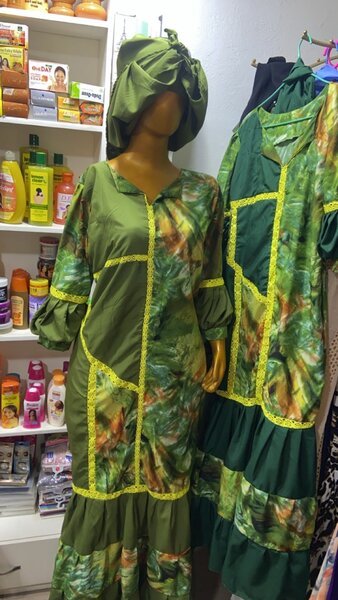 Robes/Parfums/Cosmetique/Boubou marocain