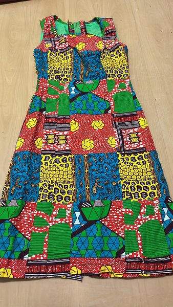 AFRICAN PRINT DRESS ( UK 6)