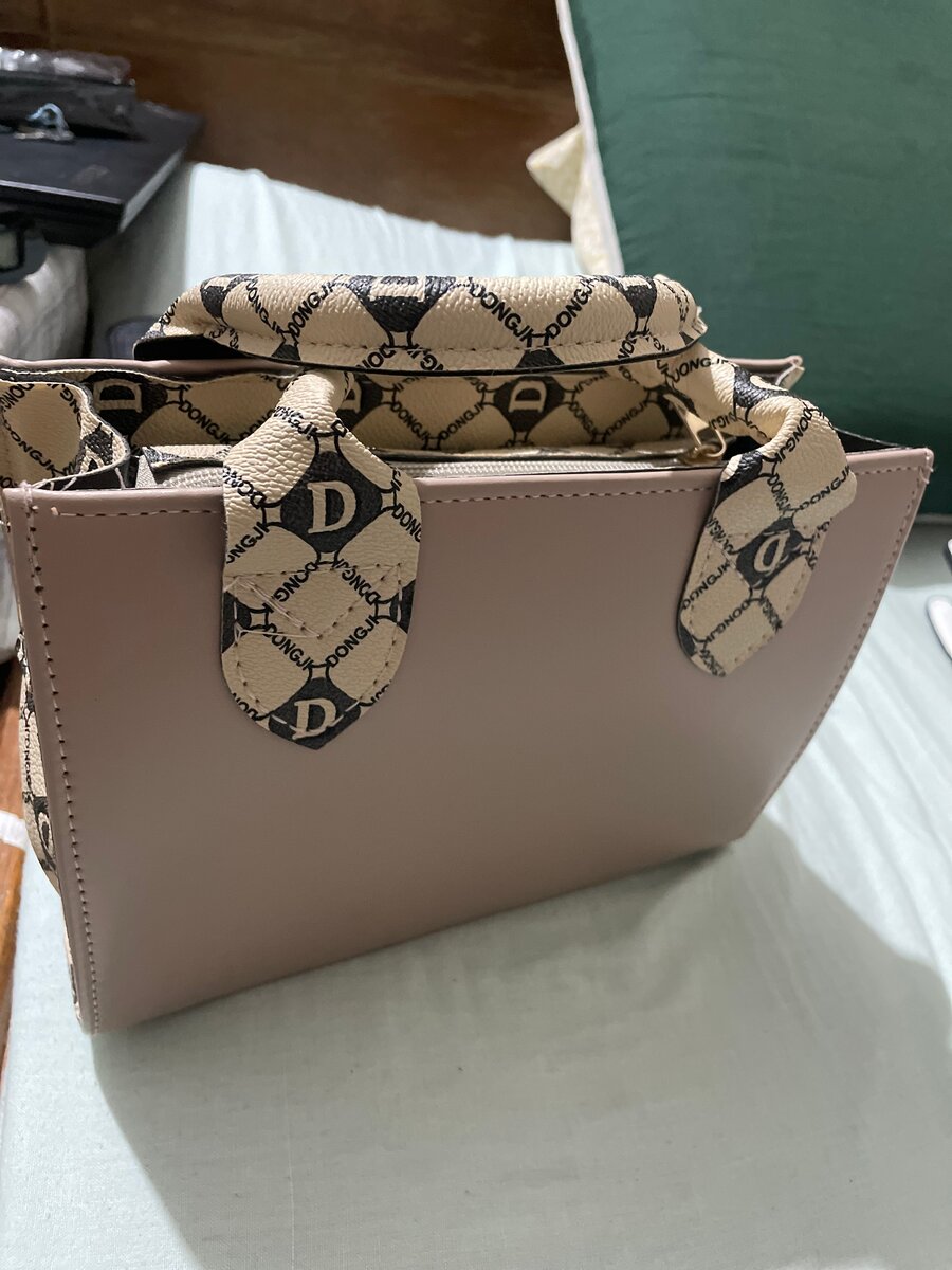 Sac à main élégant en cuir