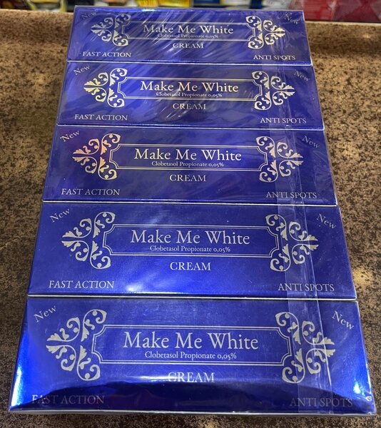 CRÈME ÉCLATANTEMAKE ME WHITE