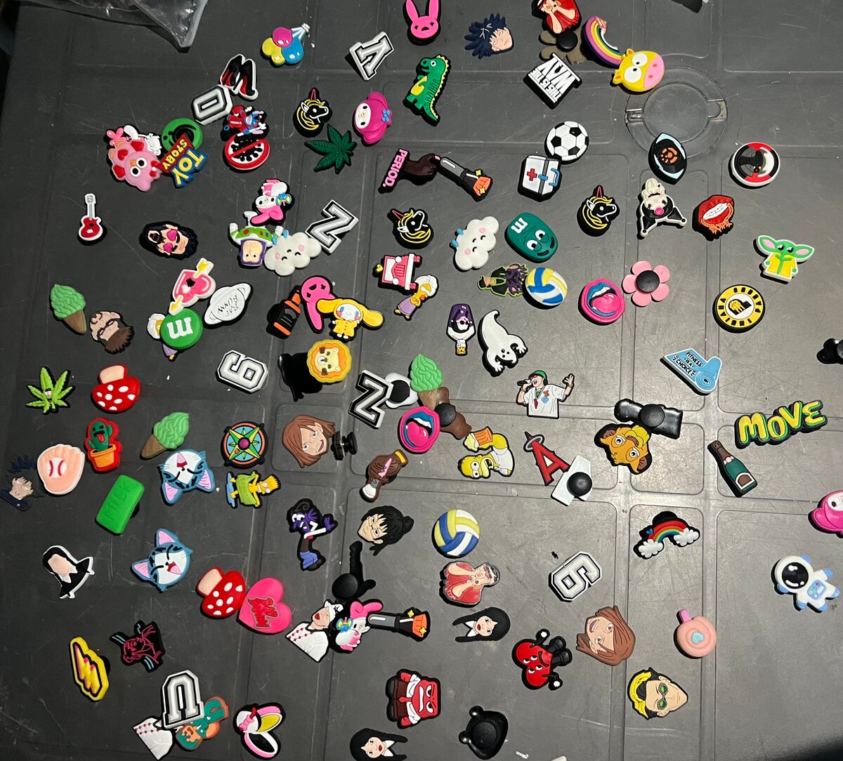 Lot de pins pour Crocs