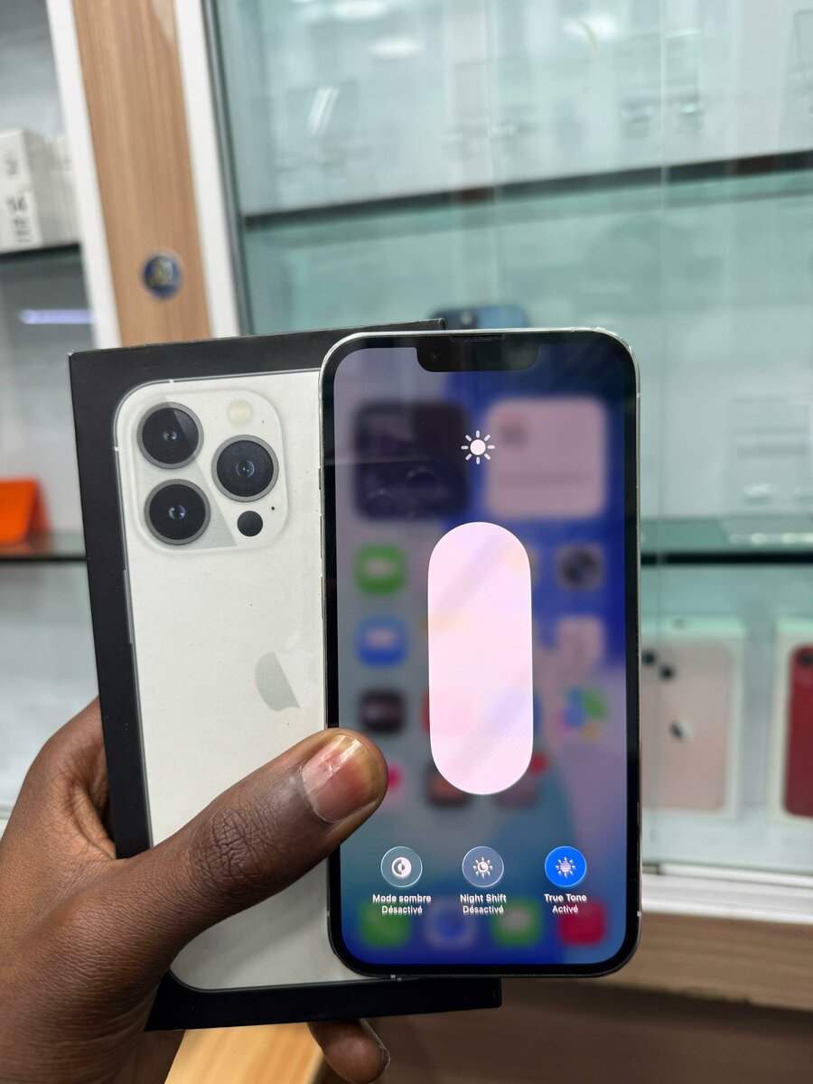 13 pro 128Go très propre jamai