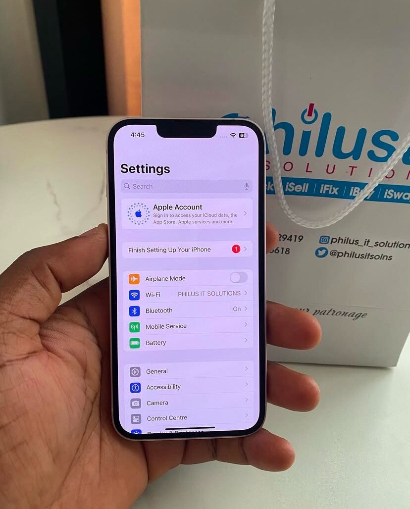 Neatly Used iPhone 13 256GB Locked Battery Health 99%