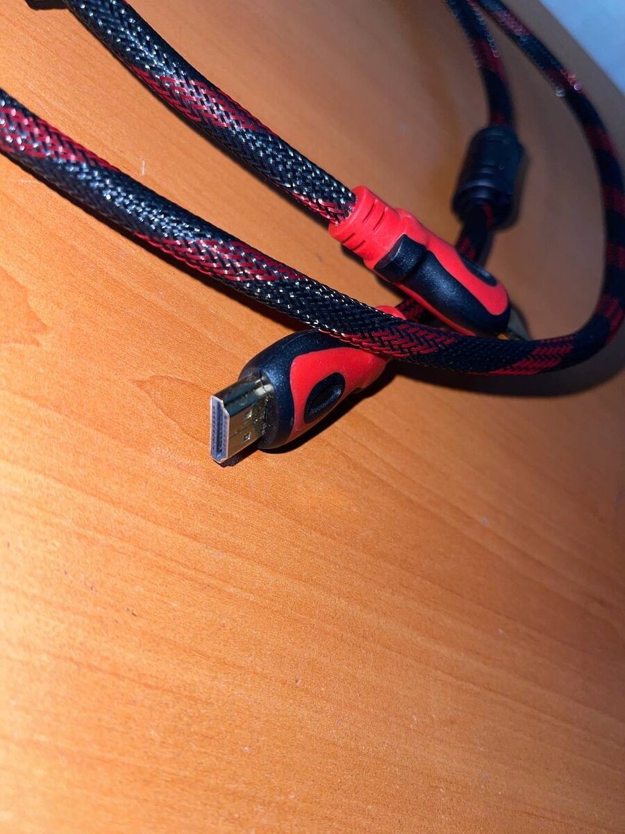 Кабель HDMI