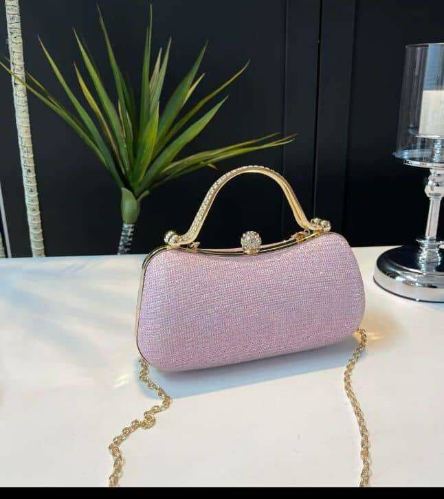 Sac à main élégant avec chaîne