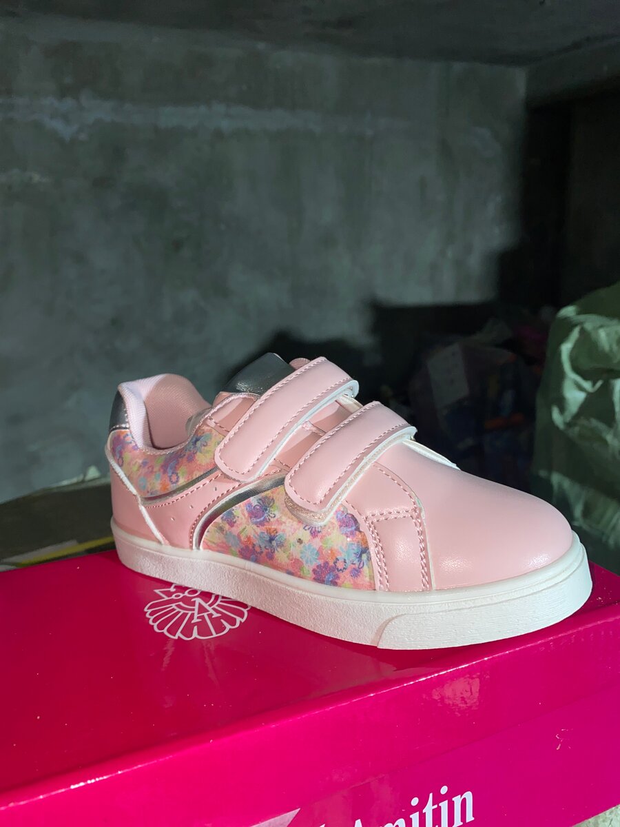 Baskets enfants roses