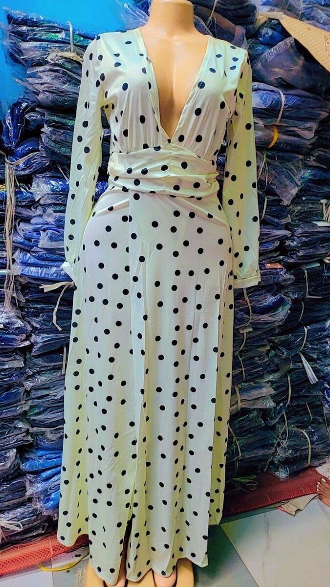 Robe Élégante à Pois