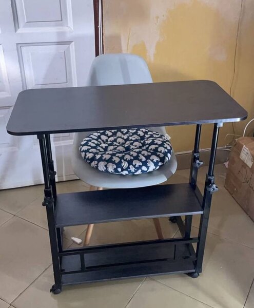 Adjustable table