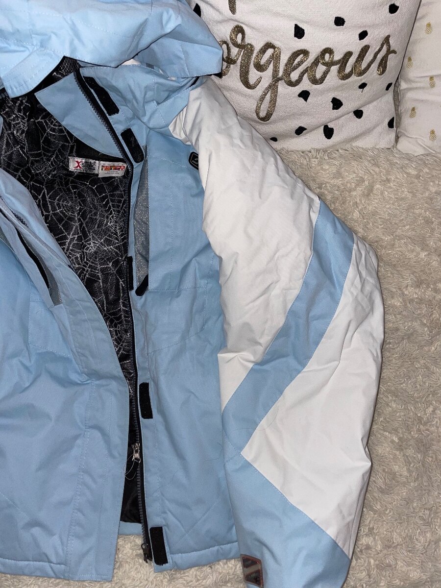 Новая куртка Spyder