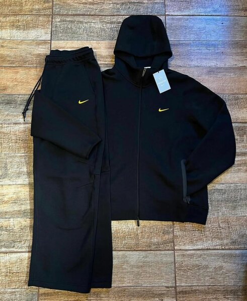 NIKE TECH FLEECE x NOCTA