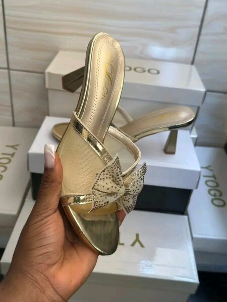 Sandales Élégantes à Talons