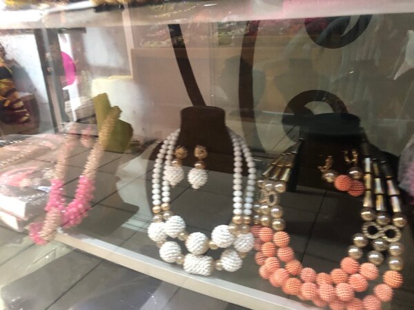 Bead necklace,Gown,jumpsuit