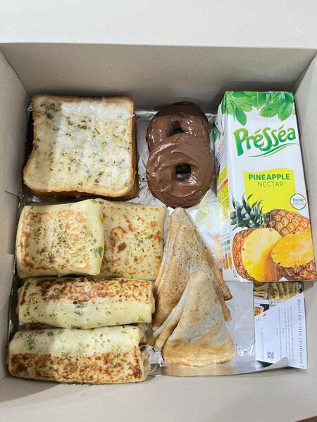 Petite boîte déjeuner variée