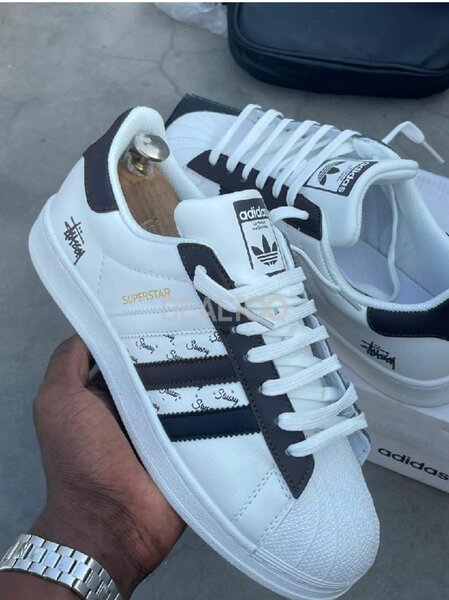 Adidas superstar