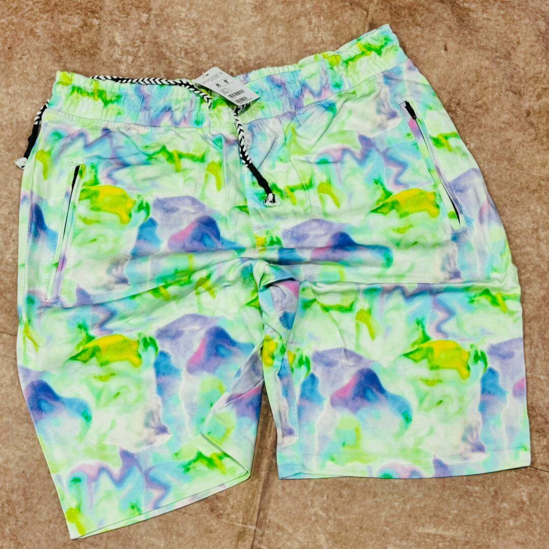 Quality woolen shorts available