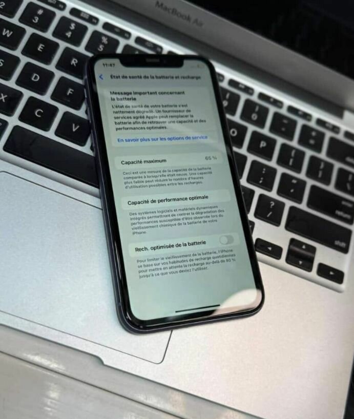 iPhone 11 simple Violet 64GB