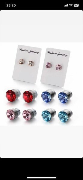 Boucles d'oreilles magnétiques élégantes