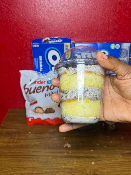 Mini layer cup oreo
