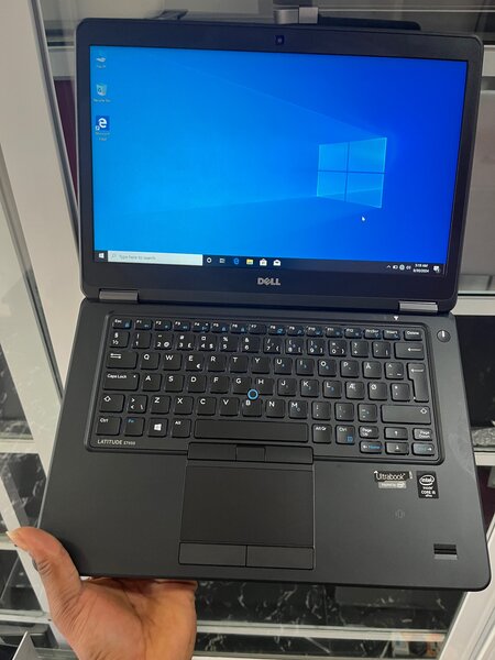 Dell latitude 7450  i5