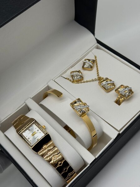 Ensemble Montre Bijoux Doré