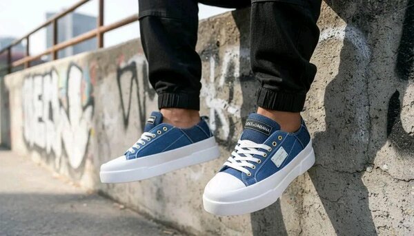 Dolce Gabbana en toile bleue