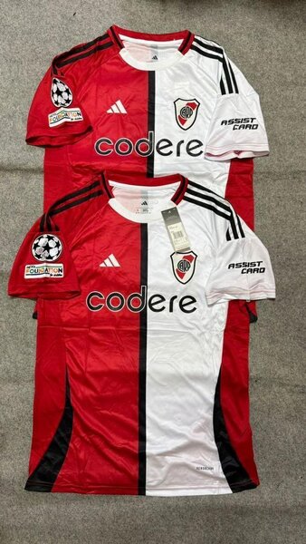 Maillots de football Adidas