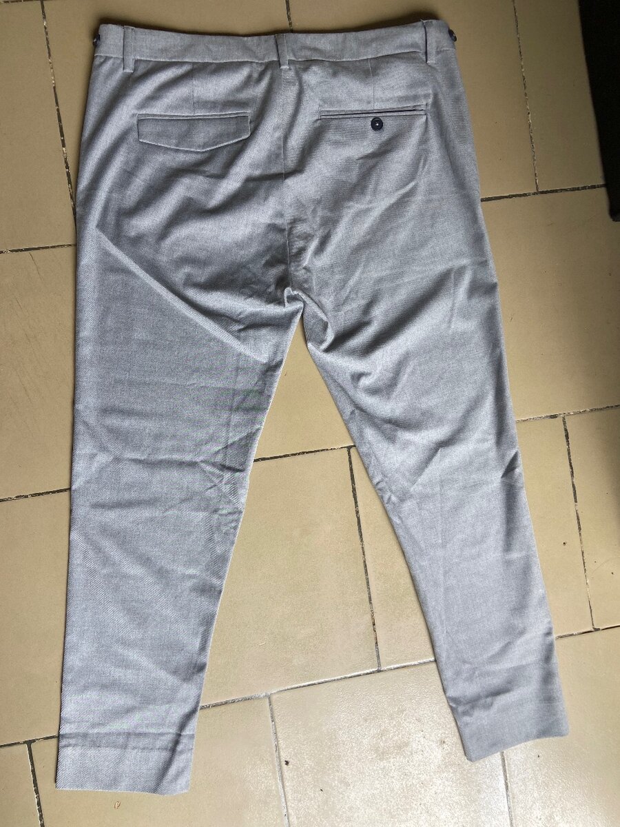 Pantalon Chino Gris Élégant