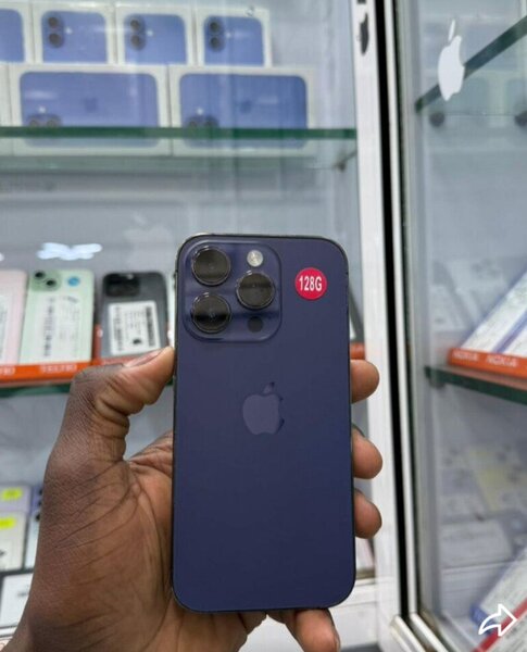 iPhone 128 Go - Bleu