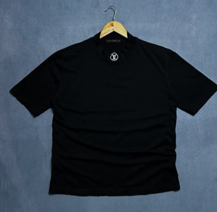 Louis Vuitton crewneck t shirt size: M