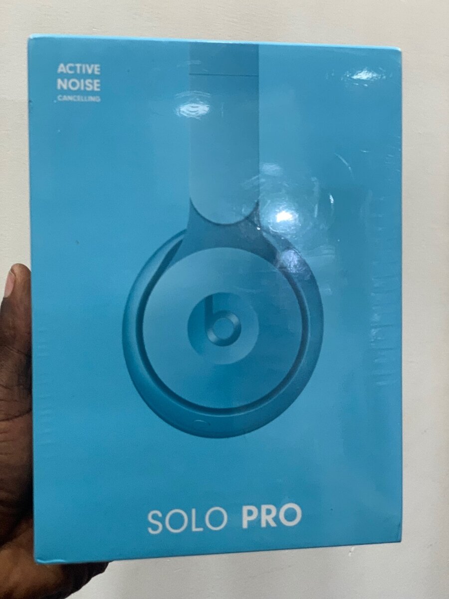 Beats Solo Pro