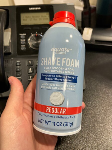 Mousse à raser équate pour un rasage confortable