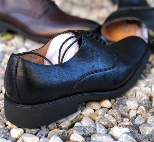 THE HIGH GRADE SHOES