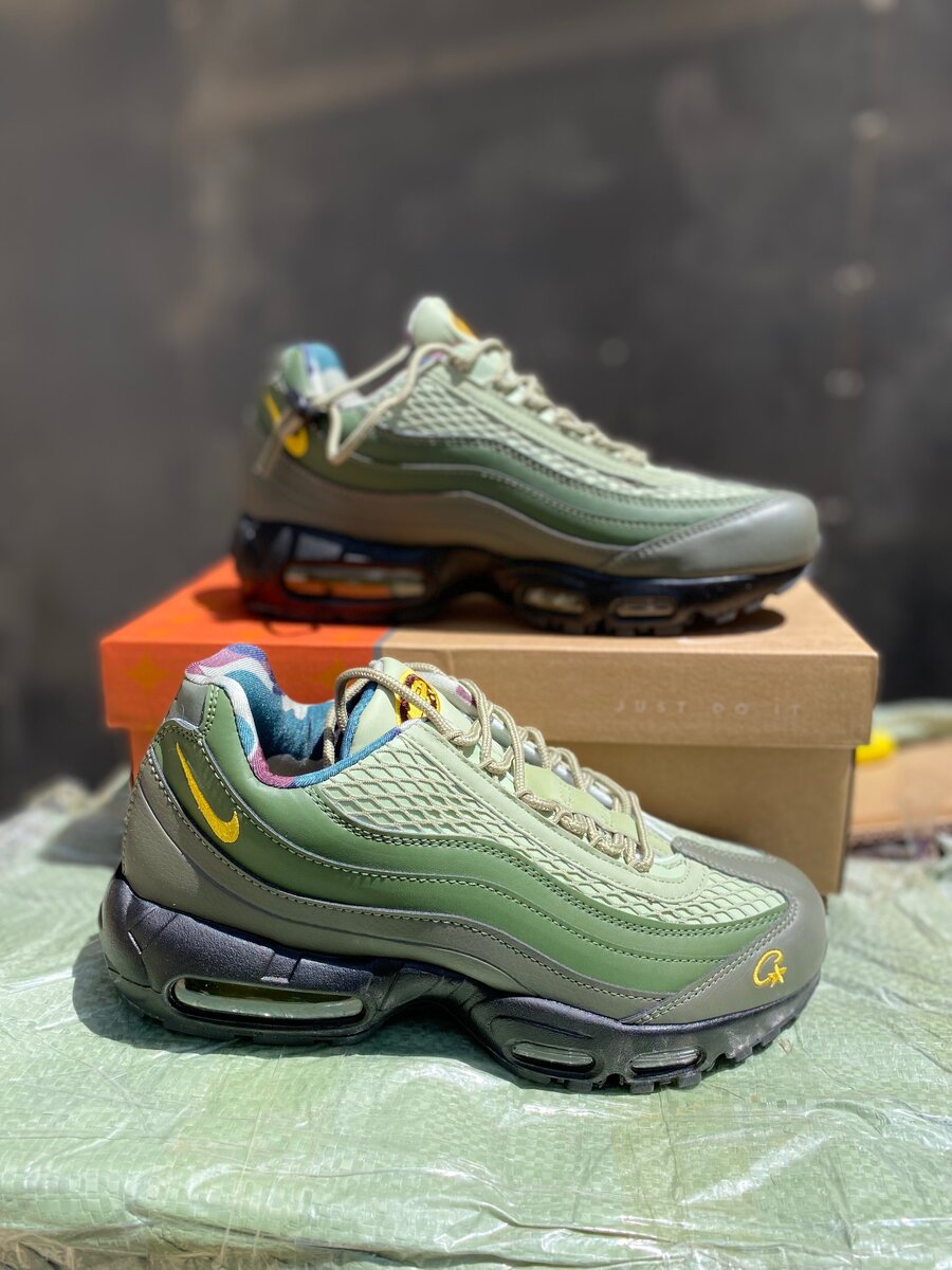 Nike 95 Cortez shoes