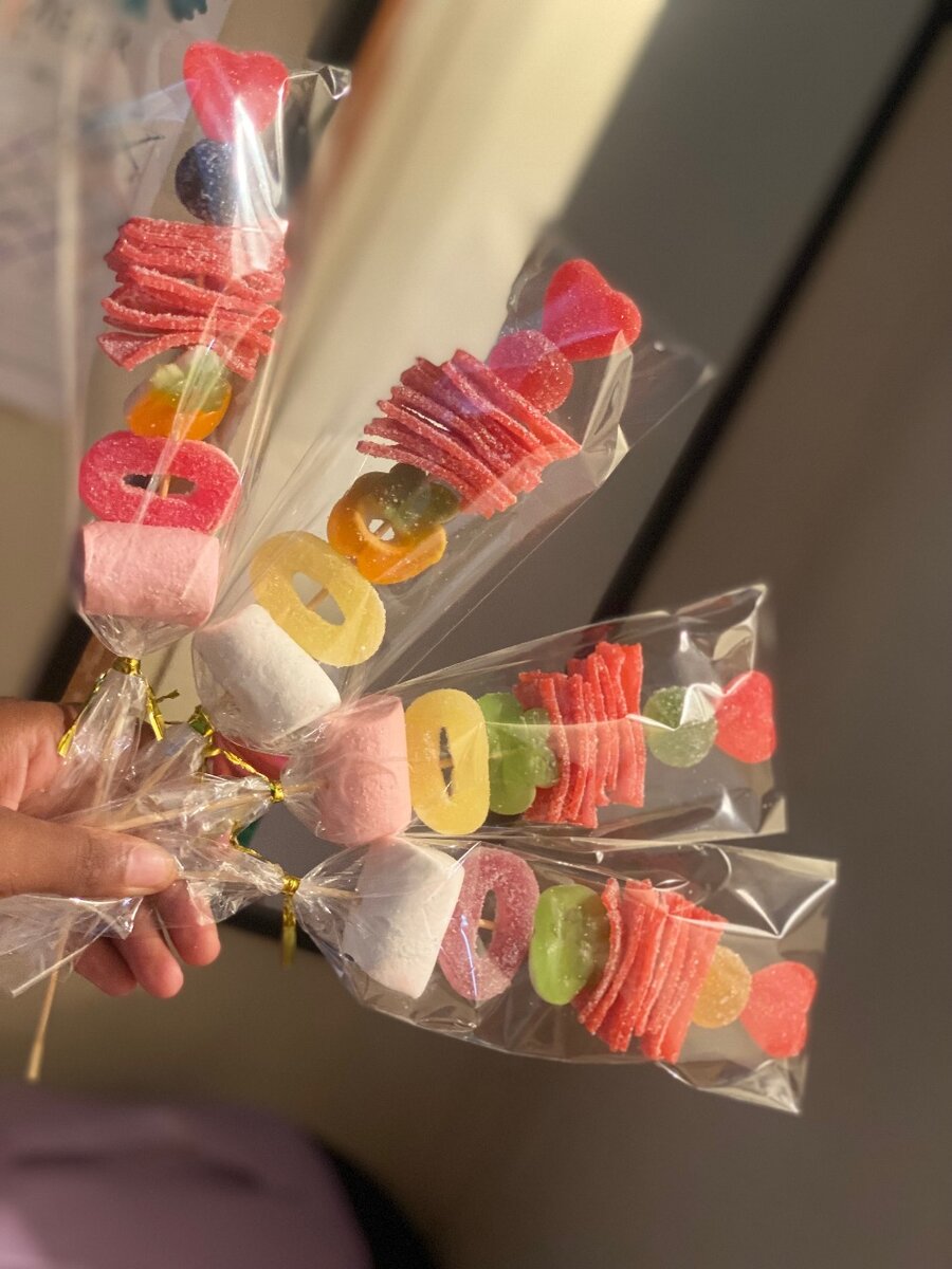 Candy Kebabs(gummy bears)