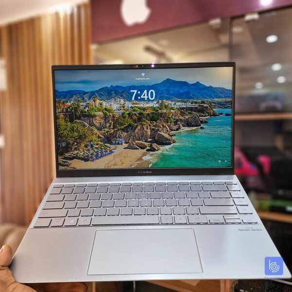 ASUS ZENBOOK 14 GAMING.