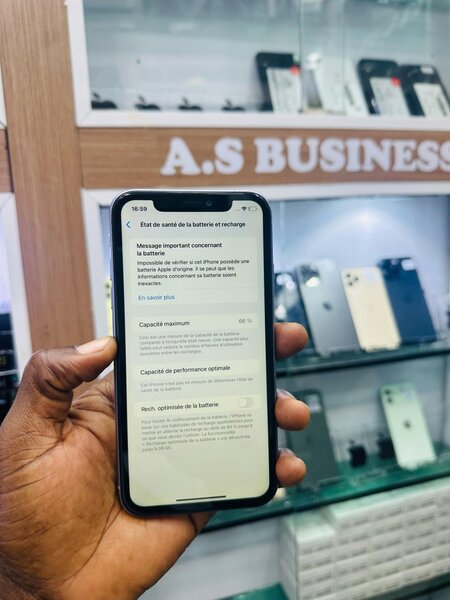 11 simple 64gb sans ID