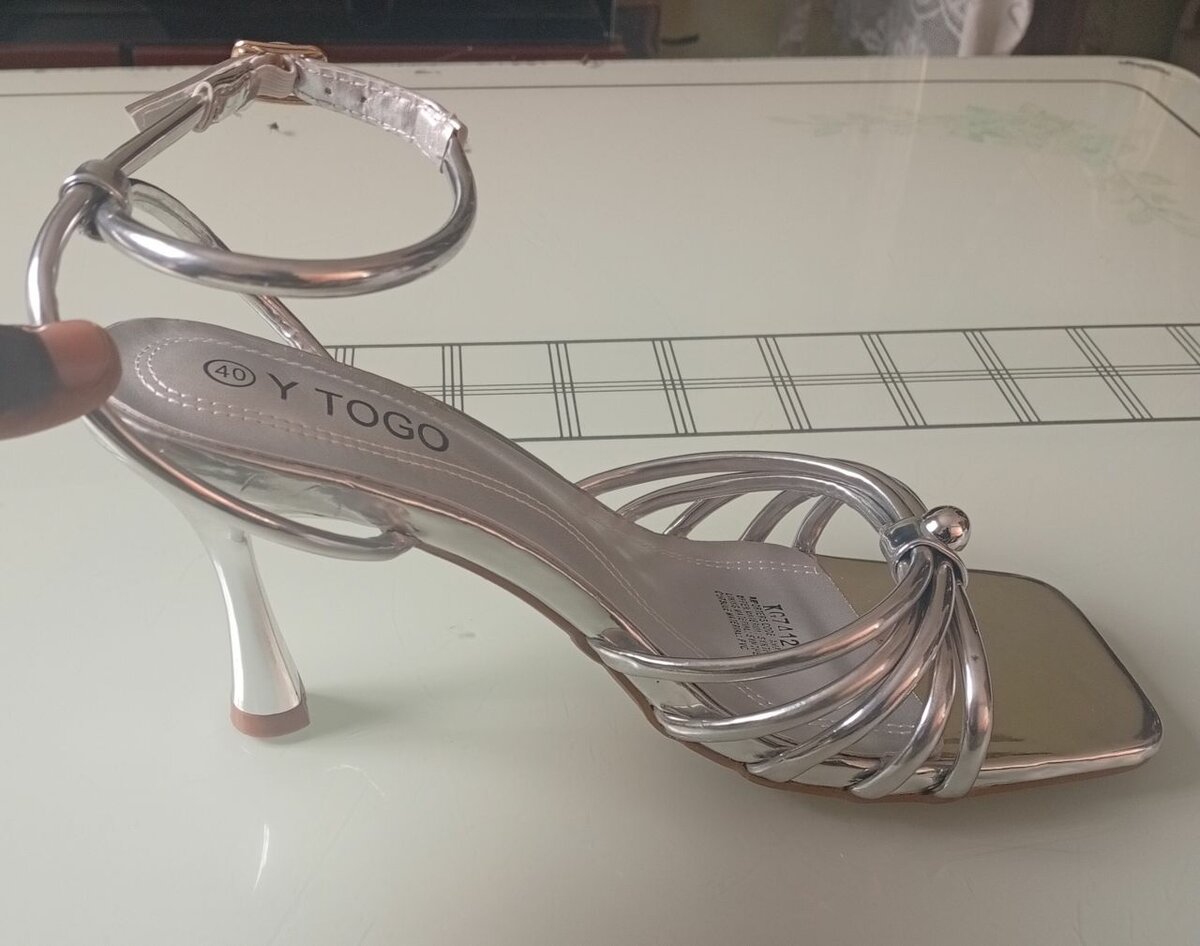 Sandales à talons élégantes