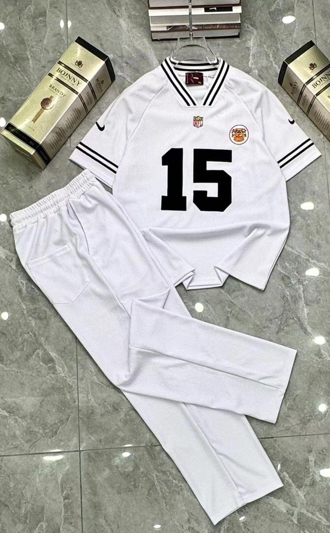 Ensemble sportif homme confortable