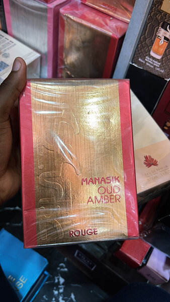 Parfum Oud Amber Manasik