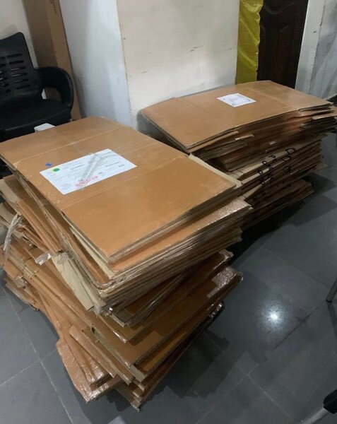 Cartons de déménagement solides